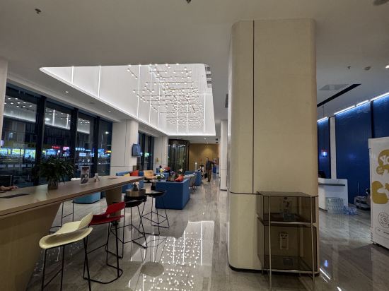 深圳龍華智選假日飯店（大浪商業中心店）優惠