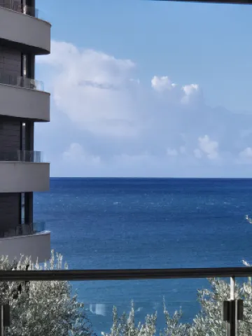 Eurostars Queen of Montenegro Рядом с отелем Photos