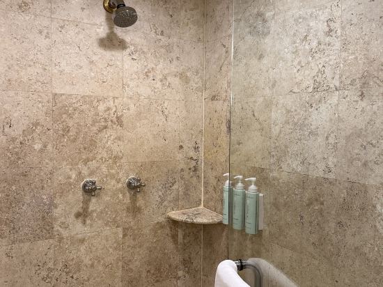 曼谷拉差達瑞士酒店 （SHA Extra Plus）優惠