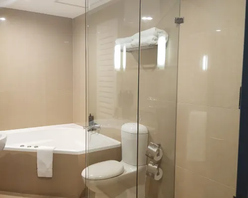 Mercure Sydney Liverpool Rooms Photos