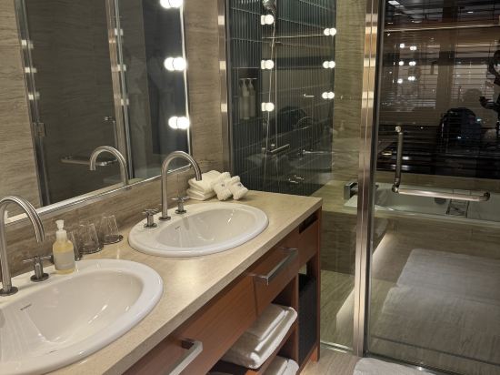 THE AOYAMA GRAND HOTEL クーポン