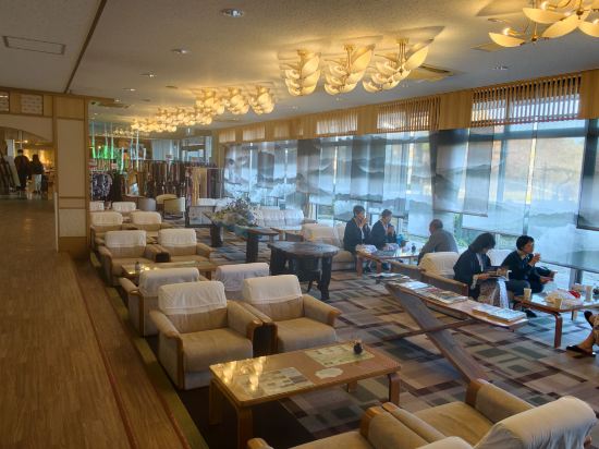 いこいの村ヘリテイジ美の山 クーポン