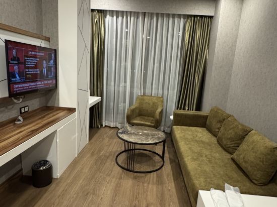 薩賓納戈琛ISG機場酒店優惠