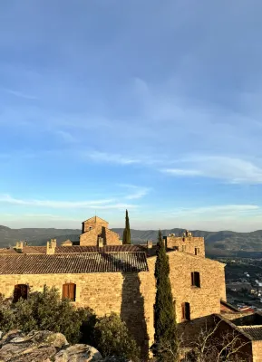 Parador de Cardona Cerca del hotel Photos