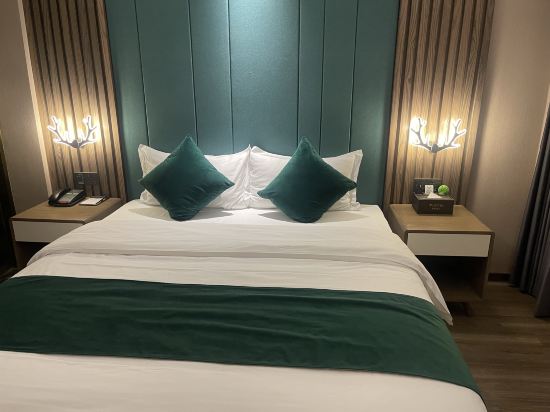 輝悦酒店（廣州聚龍地鐵站店）優惠