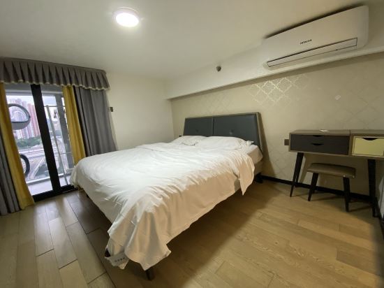 鉑斯登行政公寓（深圳北站滙隆中心店）優惠