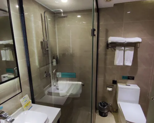 Xana Lite Hotelle (Jiangmen Wuyi University Lihe Plaza） Номера Photos