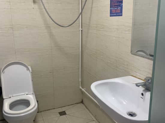 西安臉譜青年旅舍（鐘樓地鐵站店）優惠