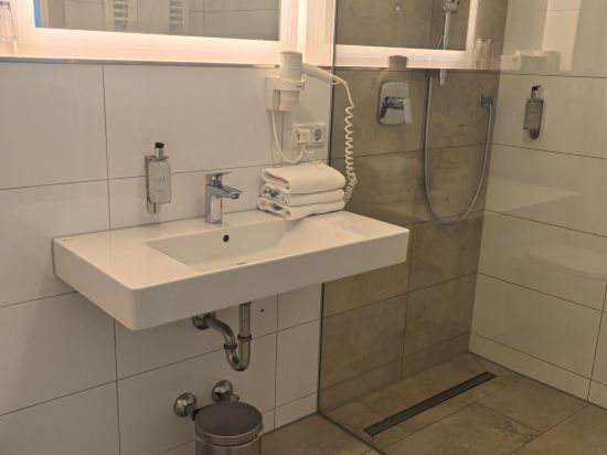 舍瓦本維特飯店優惠