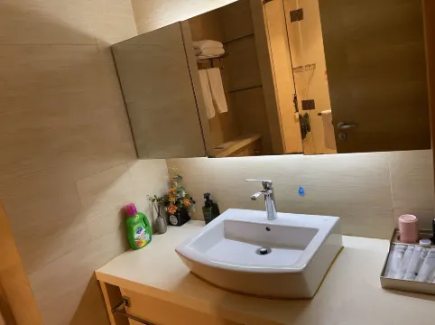 Beijing Jialai hotel apartment (Galaxy SOHO Chaoyangmen subway station) Zimmer Photos