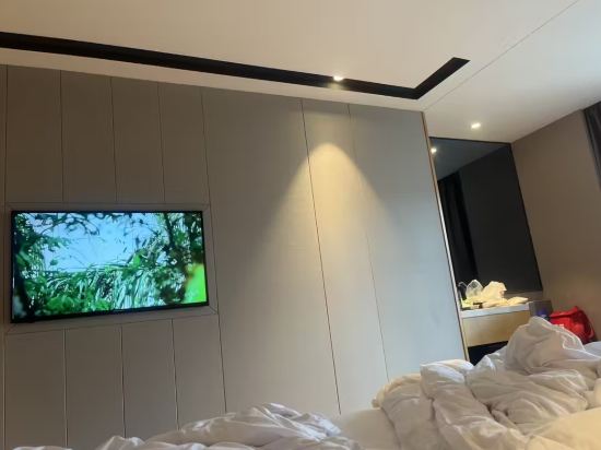 成都中心世茂睿選尚品酒店（成都春熙太古裏店）優惠