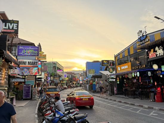 蘇梅島查文海灘舒適別墅優惠