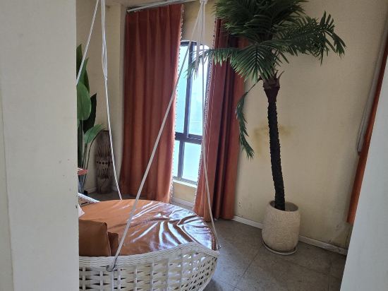 山水間江景設計師民宿（解放碑洪崖洞店）優惠