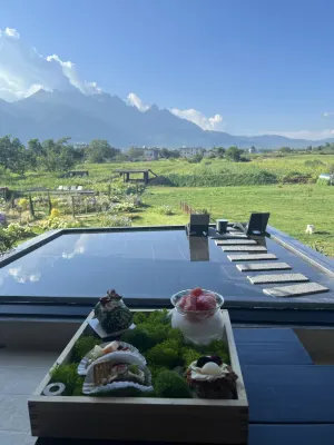 萬川續·ValleVive日照金山全景度假飯店（白沙古鎮店） Photos