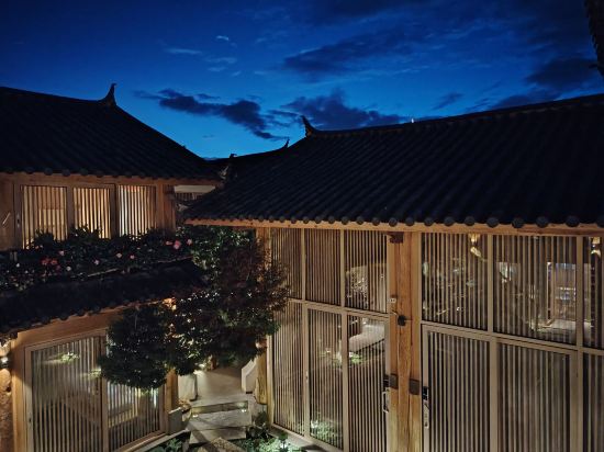 麗江雲見棲舍客棧優惠