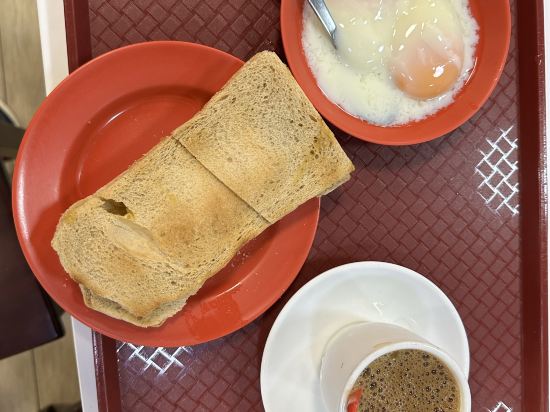 紅多茲高級酒店@馬裏士他（Staycation Approved）優惠