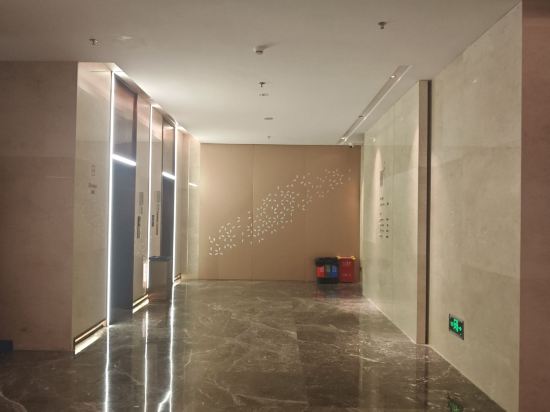麗楓飯店（深圳羅湖寶能中心筍崗地鐵站店）優惠