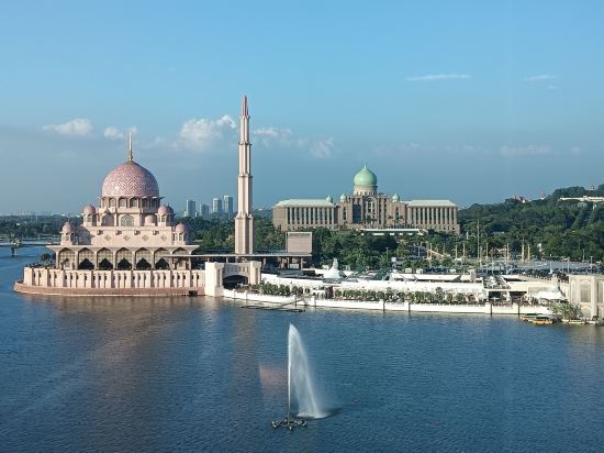 布城頂峰飯店優惠