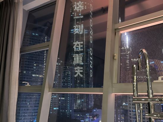 重慶D·Guest鑽客智能飯店（解放碑洪崖洞店）優惠