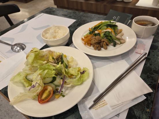 康橋商旅（高雄衛武營館）優惠