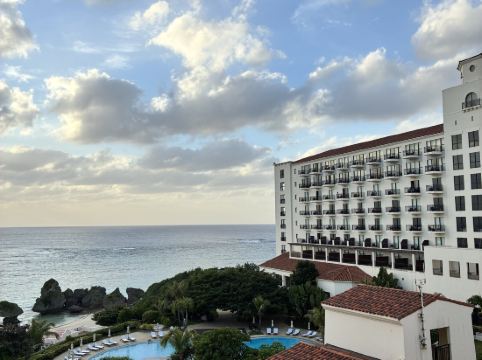 ホテル日航アリビラ クーポン