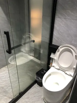 Jinbo Hotel (Liuzhou High-Speed Railway Station Wuxing Commercial Street) Kamar Photos