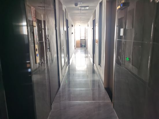 速8精選酒店（三亞灣海月廣場店）優惠