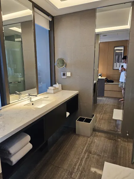 Batam Marriott Hotel Harbour Bay Rooms Photos