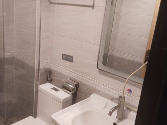 逸米飯店（廣州三元里地鐵站美博城店）優惠