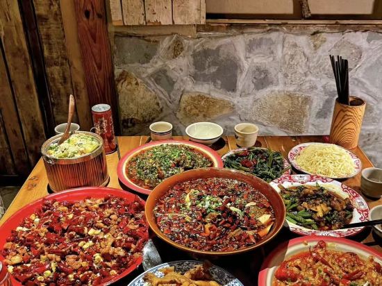 ISBELLO麗鑫·地標高空飯店（解放碑店）優惠