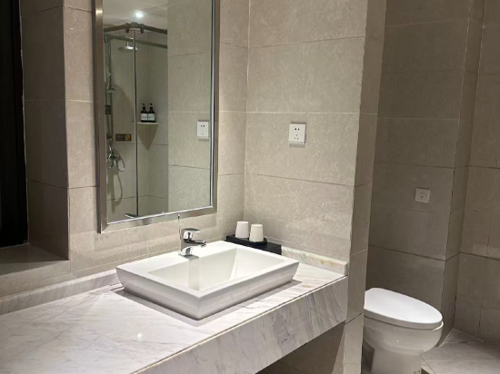 漫麗·影院酒店（海口日月廣場店）優惠