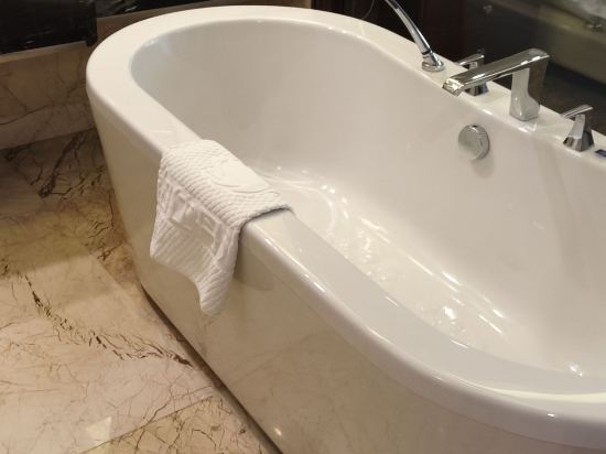 岳池盛鉑仕丹.天羿大飯店優惠