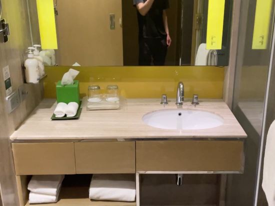 新德里國際機場假日旅館優惠