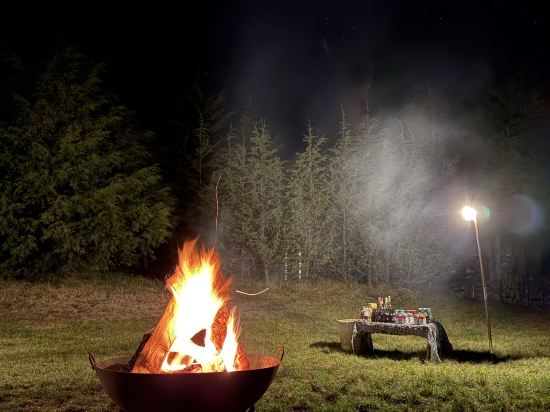 麗江石頭厝雪山度假飯店優惠