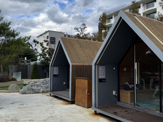 더 앤 리조트 호텔 쿠폰