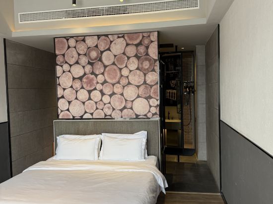 ZMAX HOTELS（珠海拱北口岸情侶路店）優惠