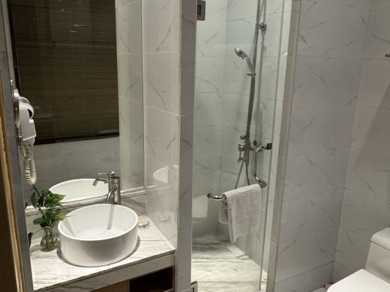 橙果酒店（深圳東門老街曬布地鐵站店）優惠