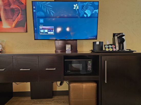 鮑威爾湖景貝斯特韋斯特飯店優惠