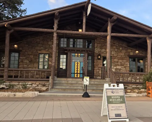 Bright Angel Lodge – Inside the Park Photos