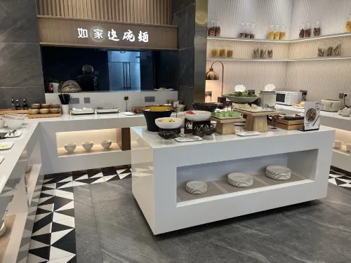 HomeinnsPlus Hotel (Shanghai Dishui Lake Port) Photos