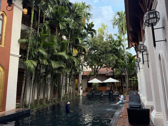 普拉辛格村莊飯店優惠