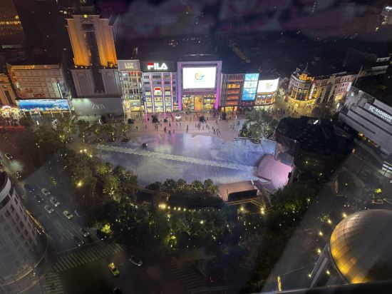 上海南京路步行街假日酒店優惠