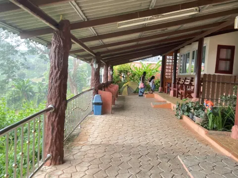 สามประสบ รีสอร์ท Photos