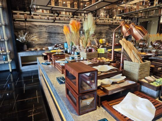 雲和夜泊飯店（上海虹橋樞紐國展中心店）優惠