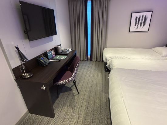 Premier Inn London Heathrow Airport T2 & T3 - Bath Road優惠