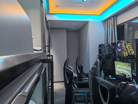 惟凱電競飯店（上海虹橋樞紐龍湖天街店）優惠