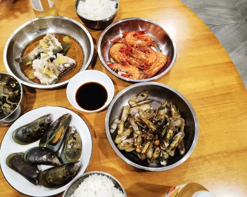 SEA·WIND Weifeng HomeStay Mahlzeiten Photos