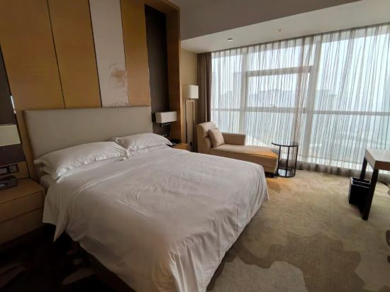 義烏博覽皇冠假日酒店優惠