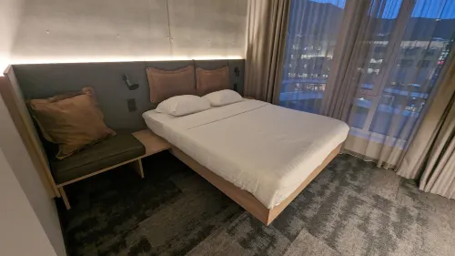 Moxy Bergen Zimmer Photos