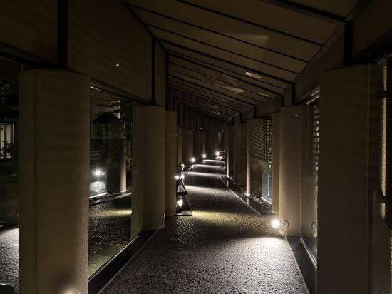 しこつ湖鶴雅リゾートスパ 水の謌 クーポン